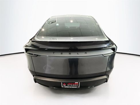 Used 2026 Tesla Model Y 2WD image 25