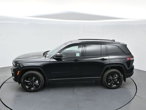 New 2025 Jeep Grand Cherokee Limited w/ Luxury Tech Group II image 55
