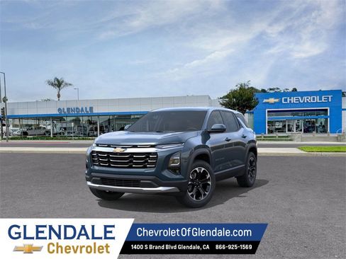 New 2026 Chevrolet Equinox LT w/ Convenience Package II image 8