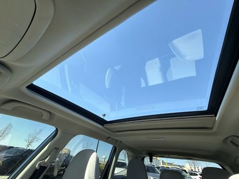 Used 2023 Subaru Forester Premium image 21