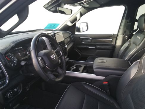 Used 2024 RAM 1500 Laramie image 13