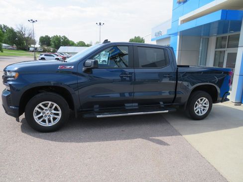 Used 2021 Chevrolet Silverado 1500 RST AWD/4WD image 1
