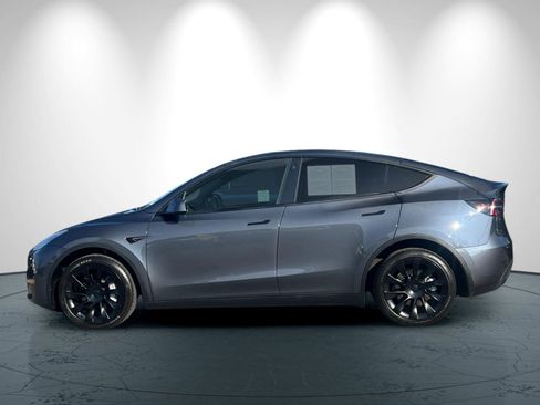 Used 2023 Tesla Model Y Long Range image 7
