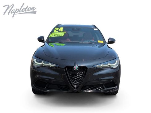 Used 2024 Alfa Romeo Stelvio Veloce AWD/4WD image 9