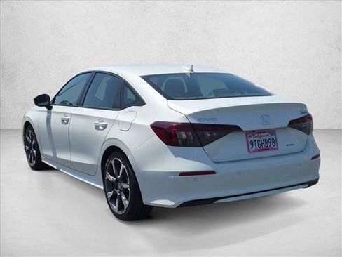 Used 2025 Honda Civic Sport Touring image 8