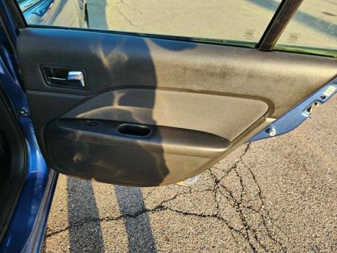 Used 2010 Ford Fusion SE image 15