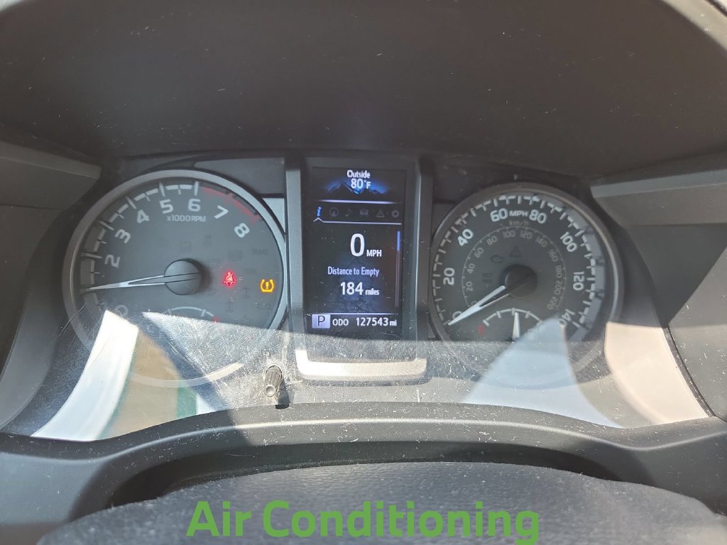 Used 2017 Toyota Tacoma TRD Off-Road AWD/4WD image 16