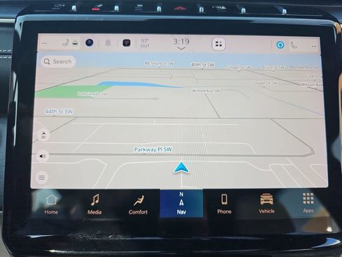 Used 2023 Jeep Grand Cherokee L Limited w/ Luxury Tech Group II image 23