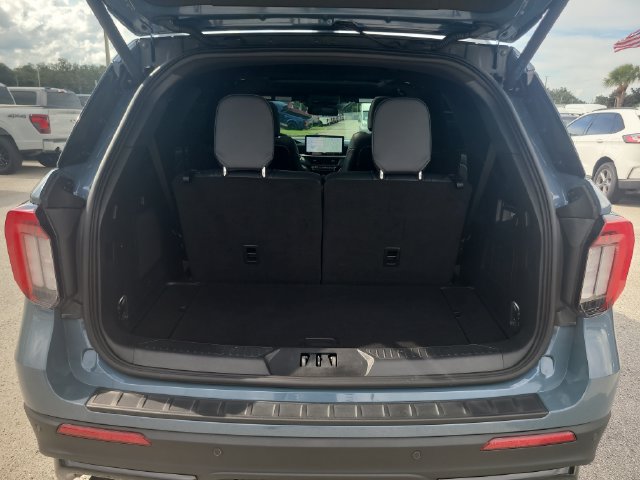 Used 2025 Ford Explorer ST w/ Sun And Sound Package RWD image 9