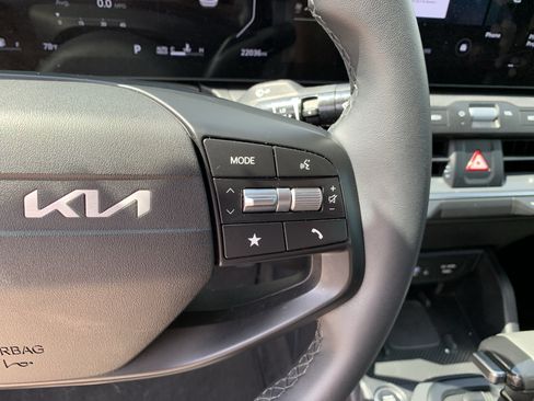 Used 2025 Kia K4 EX FWD image 15