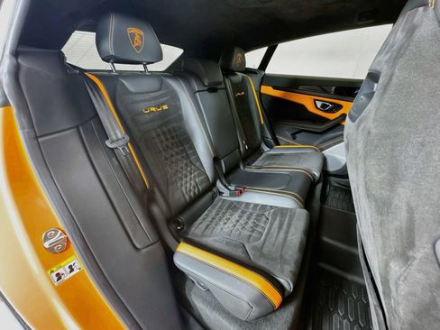 Used 2024 Lamborghini Urus S AWD/4WD image 26