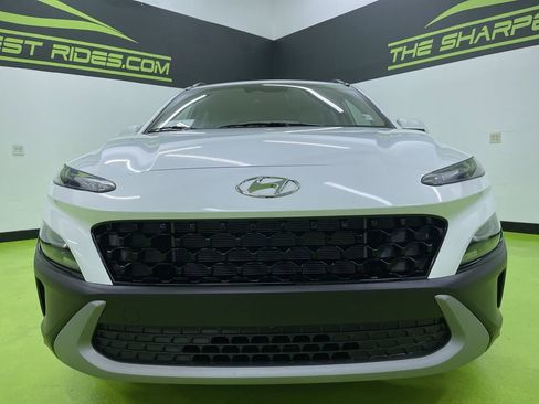 Used 2023 Hyundai Kona SEL image 2