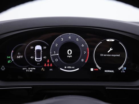 Used 2024 Porsche Cayenne Coupe image 22