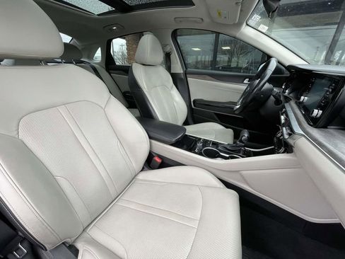 Used 2021 Kia K5 EX image 14