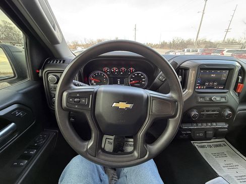 Used 2021 Chevrolet Silverado 1500 Custom image 15