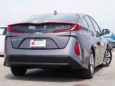 Used 2020 Toyota Prius Prime XLE w/ Carpet Mat Package FWD image 6