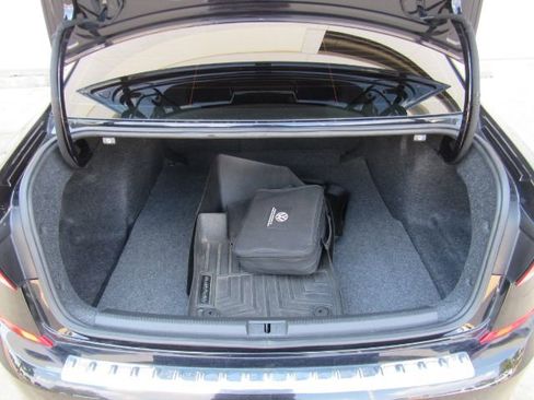 Used 2022 Volkswagen Passat 2.0T SE image 27