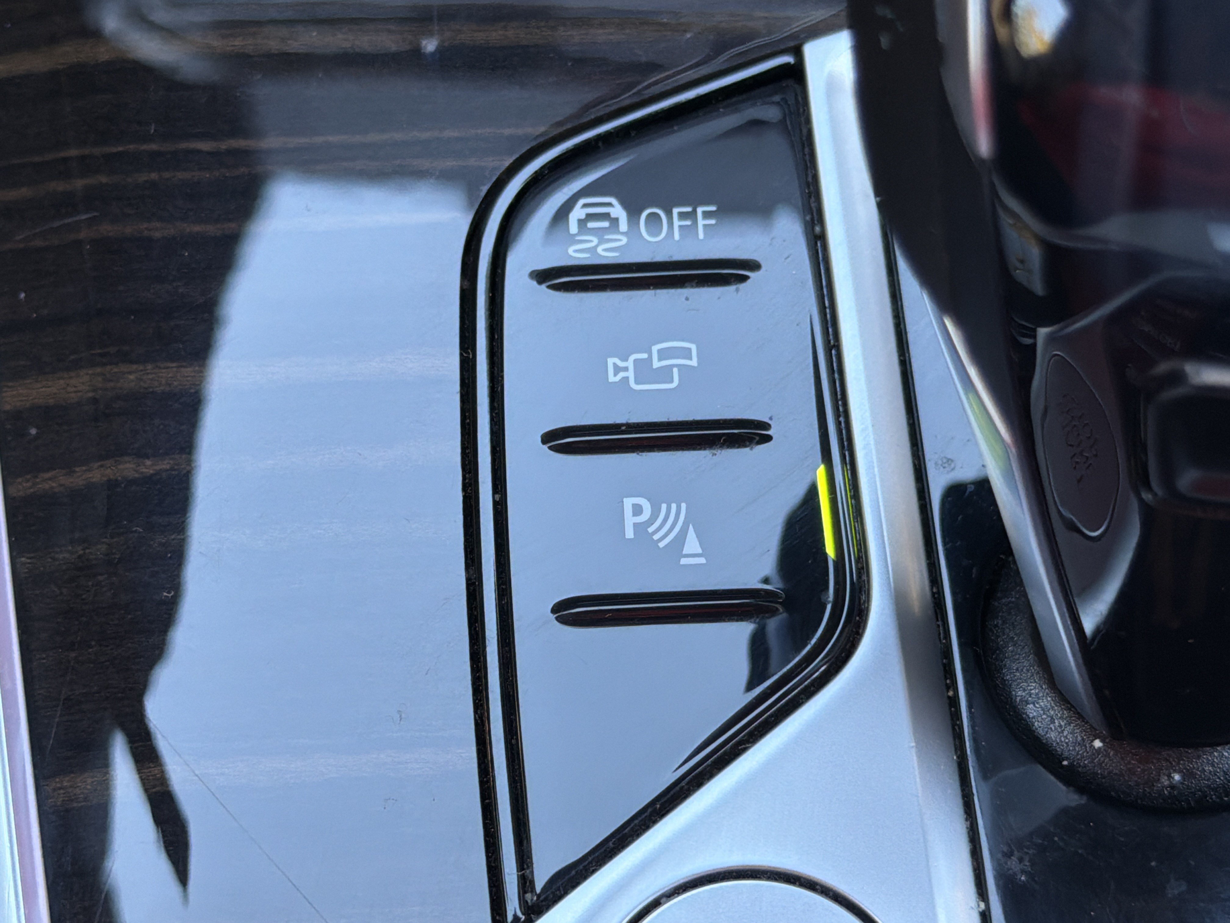 Used 2021 BMW X7 xDrive40i w/ Premium Package 2 AWD/4WD image 9
