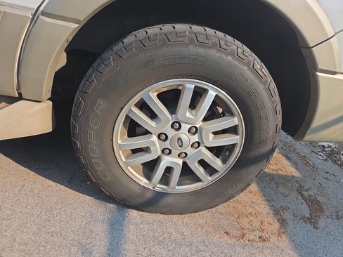 Used 2007 Ford Expedition Eddie Bauer AWD/4WD image 5