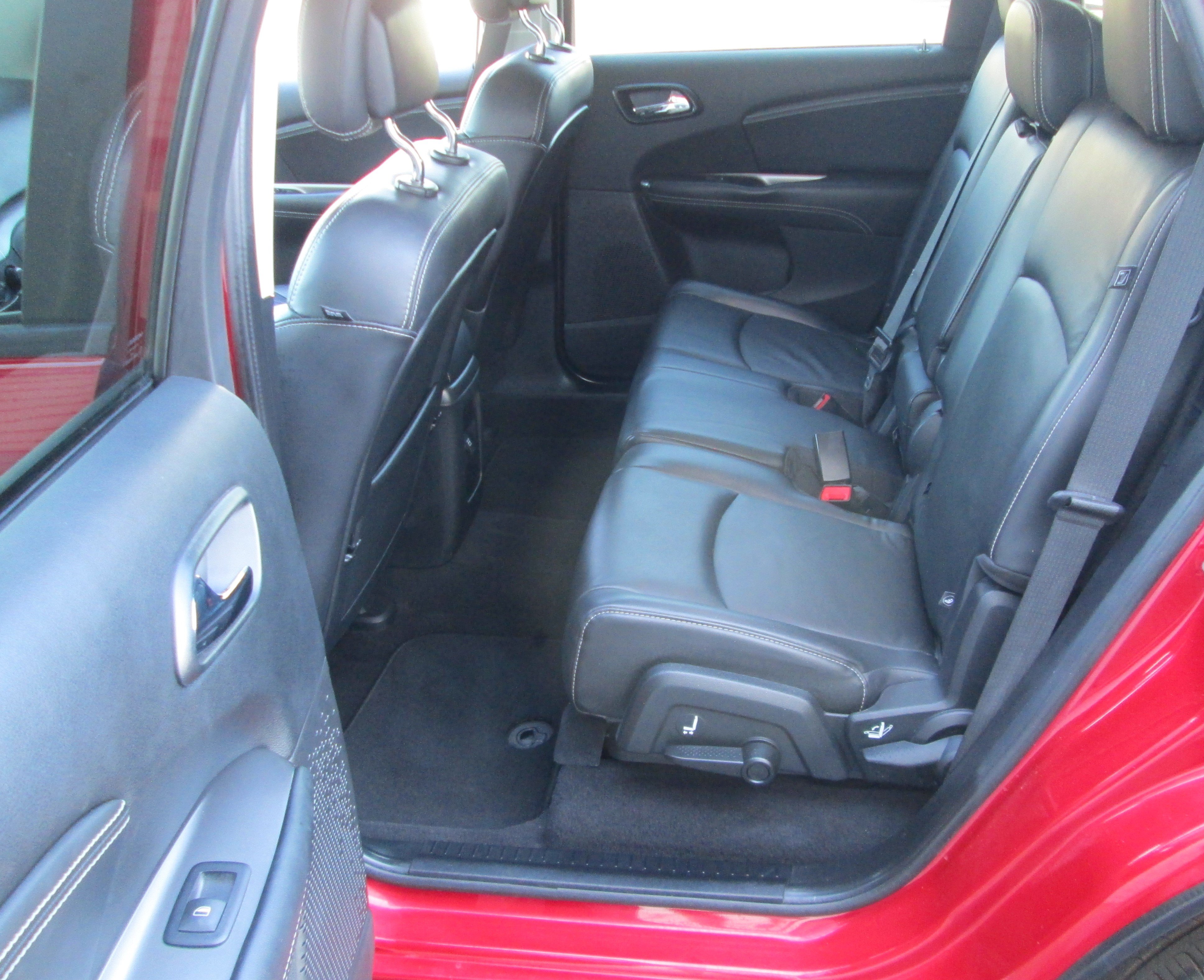 Used 2016 Dodge Journey Crossroad w/ Popular Equipment Group FWD image 13