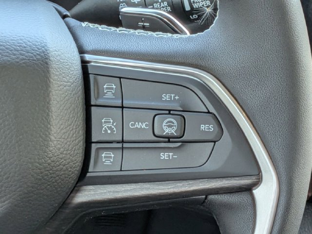 New 2026 Jeep Grand Cherokee Limited w/ Limited Altitude Package AWD/4WD image 20