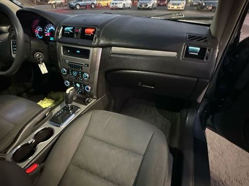 Used 2012 Ford Fusion SE image 5