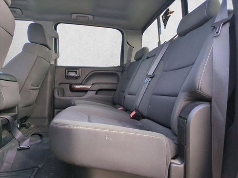 Used 2017 GMC Sierra 1500 SLE w/ SLE Value Package image 10