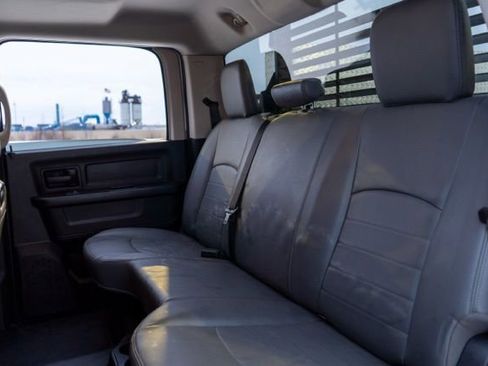 Used 2017 RAM 3500 Tradesman w/ Chrome Appearance Group image 20