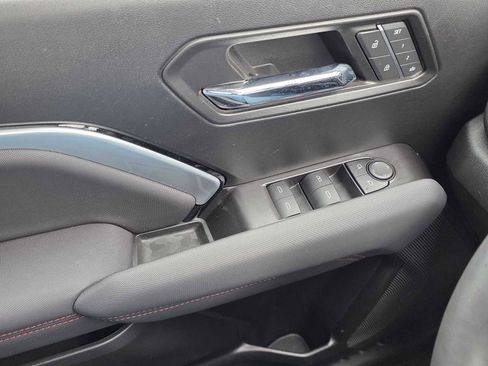 Certified 2024 Chevrolet Colorado Z71 w/ LPO, Dark Essentials Package AWD/4WD image 32