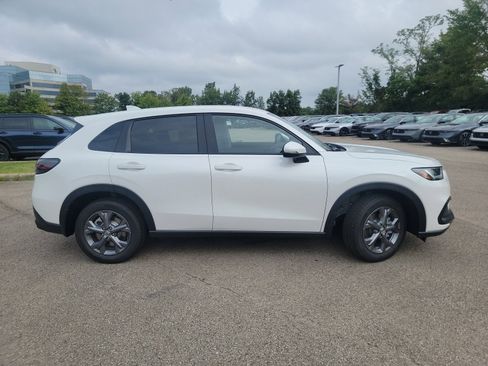 New 2026 Honda HR-V LX image 26