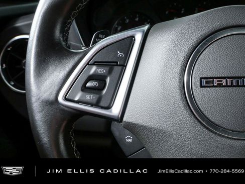 Used 2021 Chevrolet Camaro LT RWD image 10