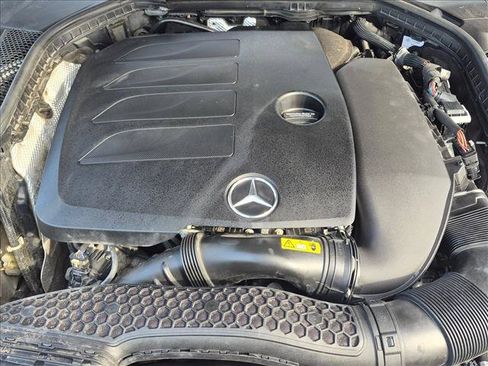 Used 2019 Mercedes-Benz C 300 4MATIC Sedan image 22