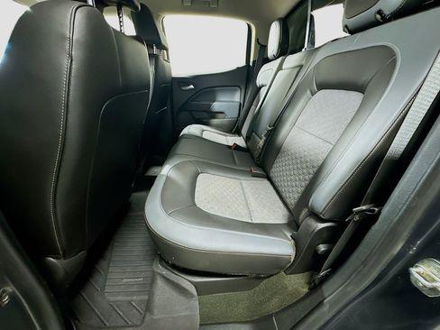 Used 2016 Chevrolet Colorado Z71 image 26