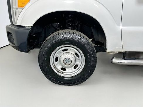 Used 2016 Ford F250 XL w/ Power Equipment Group AWD/4WD image 28