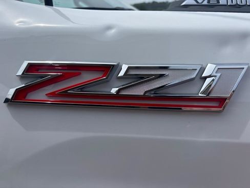 Used 2026 Chevrolet Silverado 2500 Custom w/ Custom Value Package AWD/4WD image 9