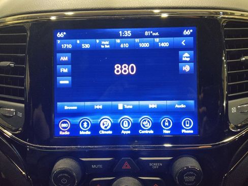 Used 2019 Jeep Grand Cherokee Limited X image 25