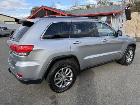 Used 2014 Jeep Grand Cherokee Limited w/ Luxury Group II image 10