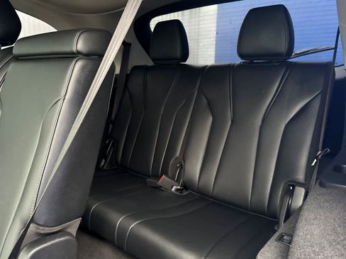 Certified 2022 Acura MDX FWD w/ Technology Package image 14