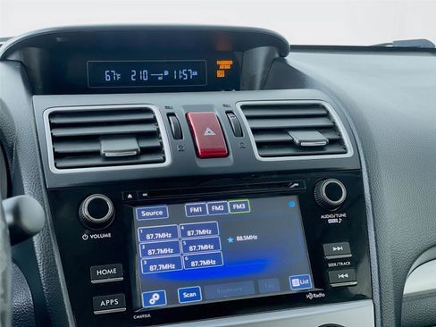 Used 2016 Subaru Crosstrek 2.0i Premium image 17