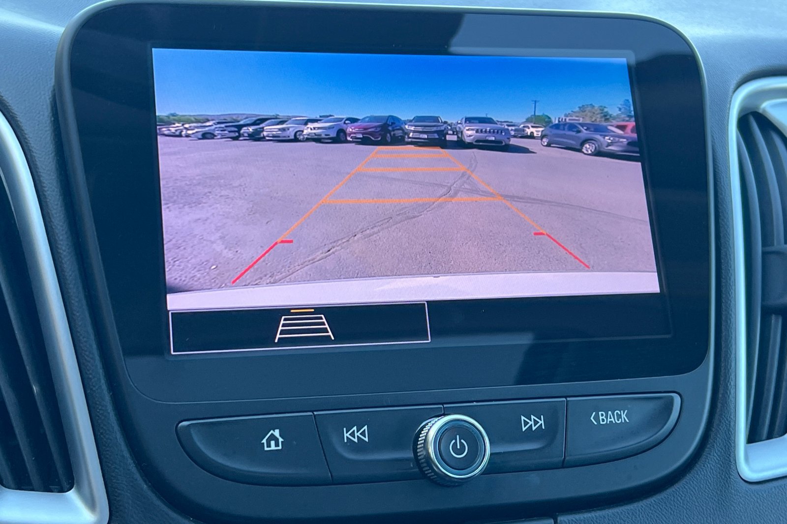 Used 2024 Chevrolet Malibu LT FWD image 19