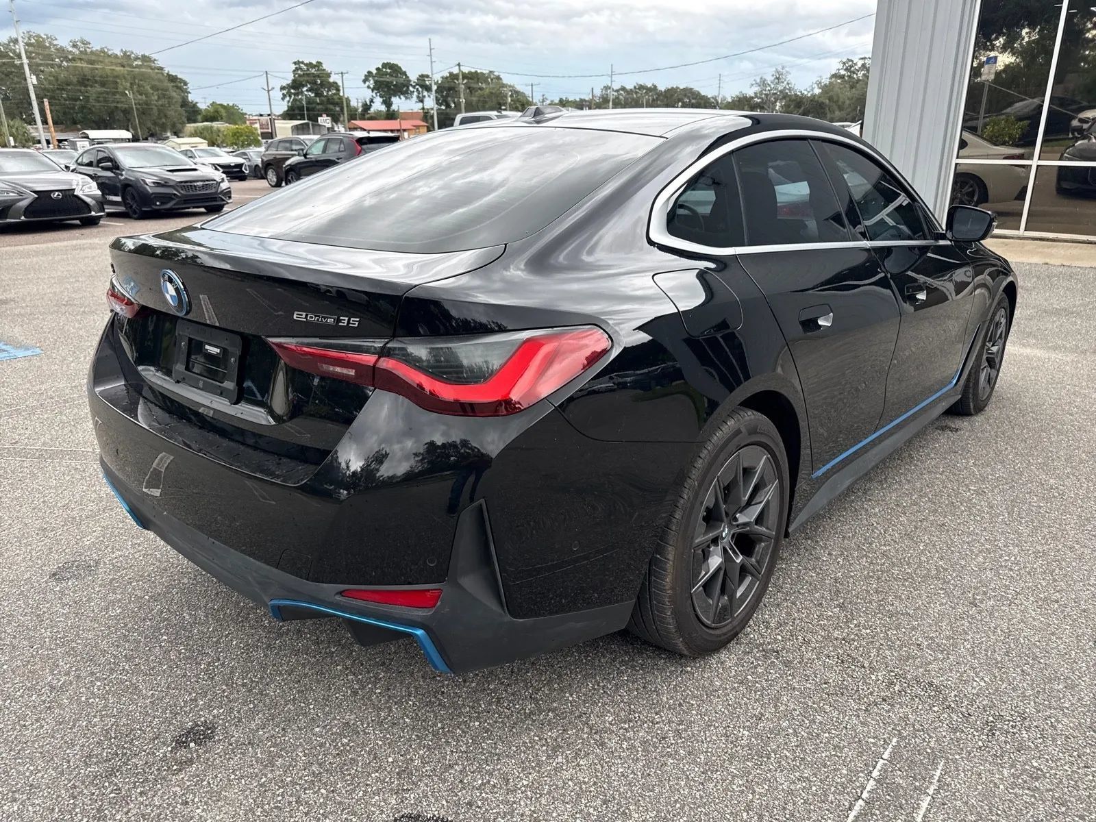 Used 2023 BMW i4 eDrive35 RWD image 7