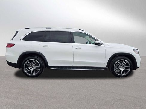 Used 2026 Mercedes-Benz GLS 450 4MATIC image 2