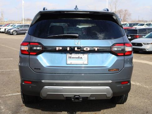 New 2026 Honda Pilot TrailSport image 5