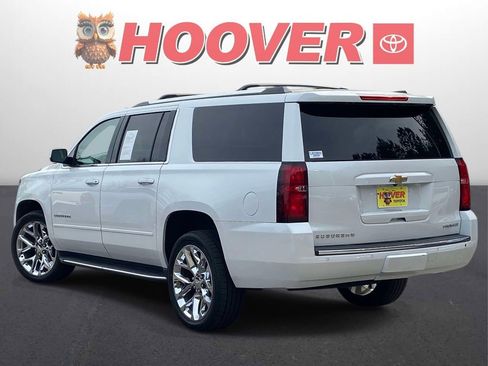 Used 2020 Chevrolet Suburban Premier RWD image 5
