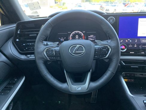 Certified 2026 Lexus TX 350 AWD w/ Technology Package image 18