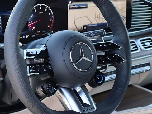 New 2026 Mercedes-Benz GLE 63 AMG S image 21
