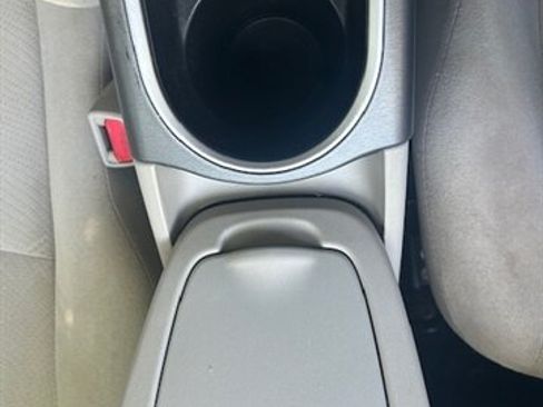 Used 2015 Toyota Prius Two FWD image 16