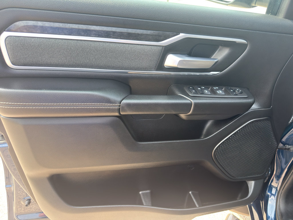 Used 2022 RAM 1500 Big Horn AWD/4WD image 14