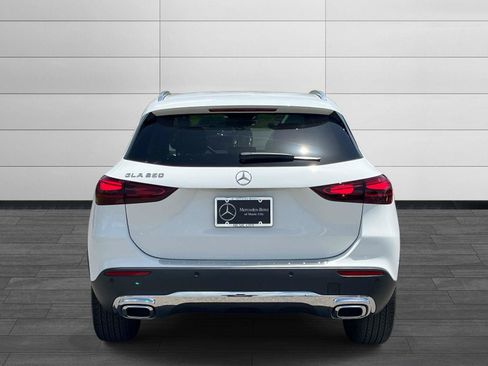Certified 2025 Mercedes-Benz GLA 250 image 4