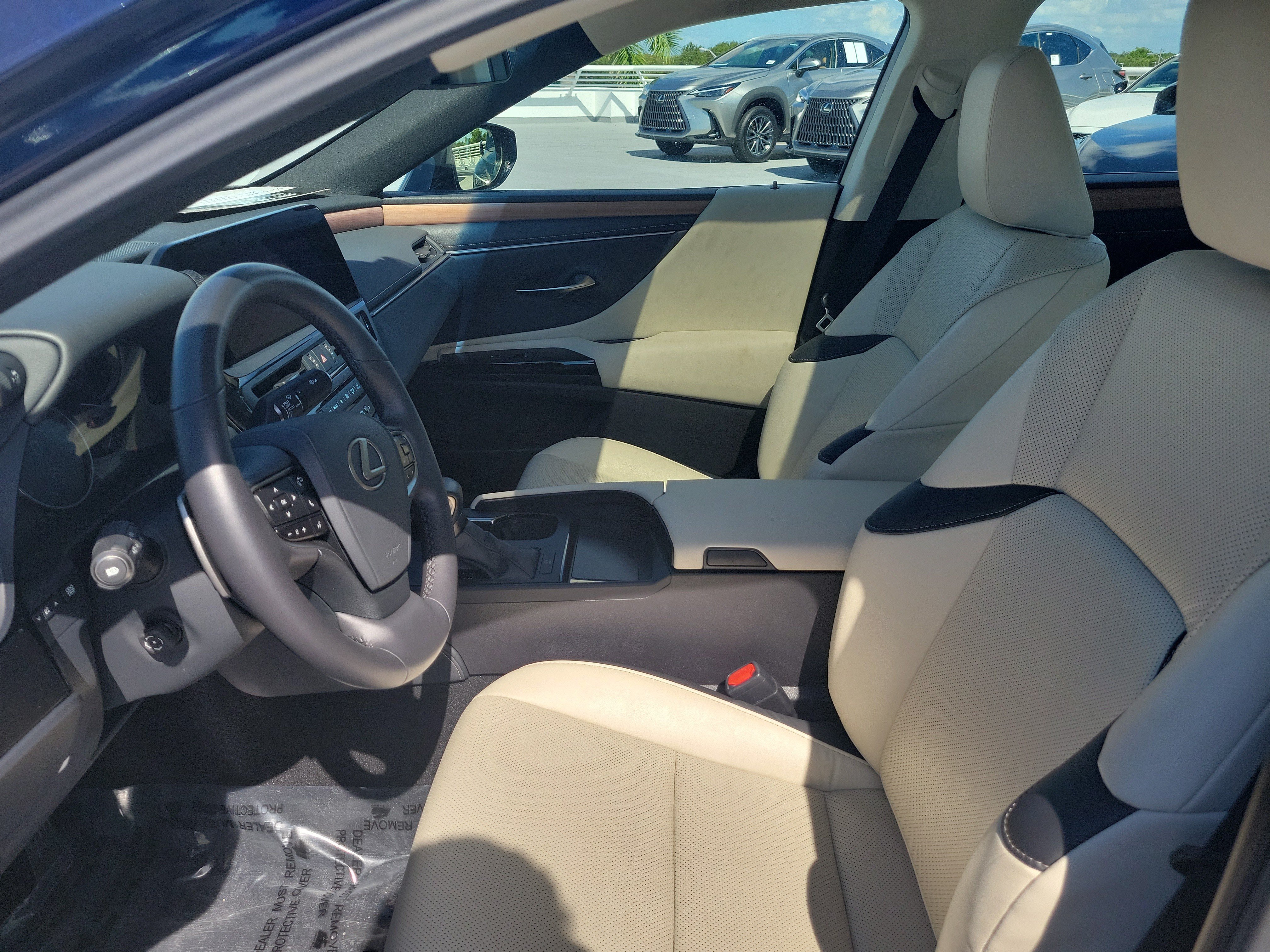 Used 2025 Lexus ES 350 w/ Premium Package FWD image 20